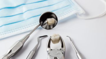 Dental Crown for Cracked Tooth: Protect and Strengthen Damaged Teeth