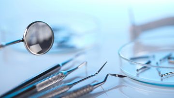 Dental Crown for Large Filling: Secure and Reinforce Weak Tooth Structure